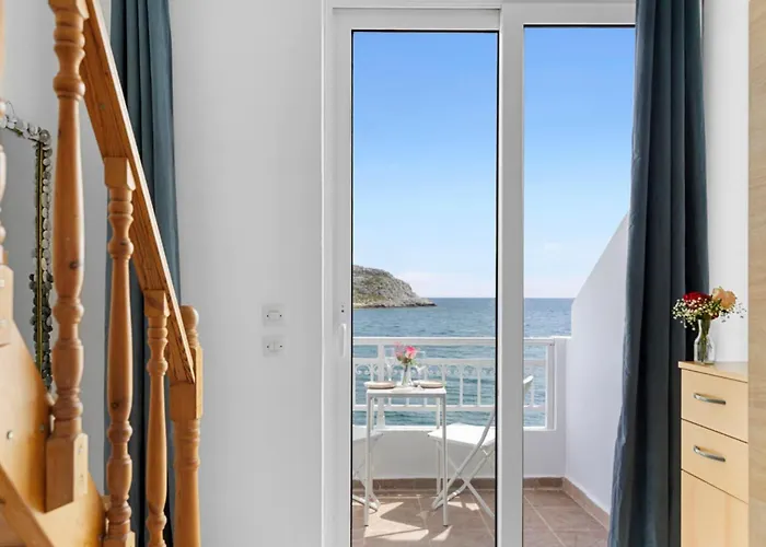 Serene Ocean Haráki