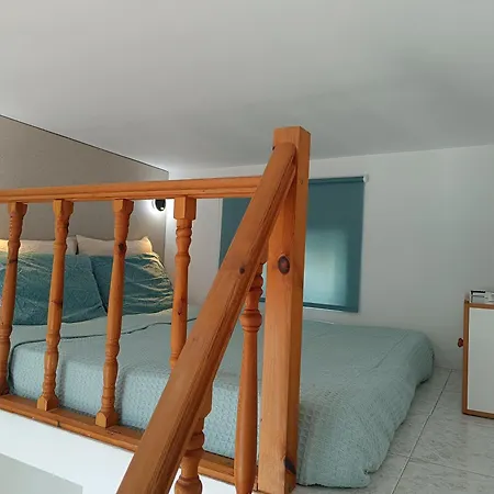Serene Ocean Apartment Haraki